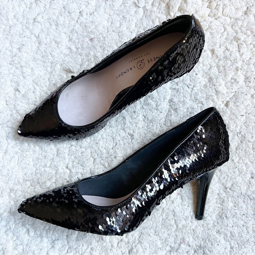 Chinese Laundry Women's Solid Black Sequin Ruthy Pointed Toe Dress Pump Heels